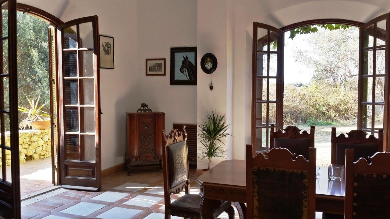 Villa Del Commendatore Sirugo 阿沃拉 外观 照片